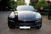 Dijual cepat mobil Porsche Cayenne 3.6 AT 2012 Hitam, DKI Jakarta 9