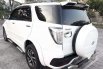 Jual mobil bekas murah Toyota Rush G 2015 di Jawa Timur 12