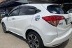 Jual mobil bekas murah Honda HR-V Prestige 2017 di Pulau Riau 10