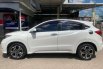 Jual mobil bekas murah Honda HR-V Prestige 2017 di Pulau Riau 1