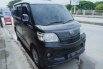 Dijual Mobil Daihatsu Luxio D M/T 2016 di Bekasi 7