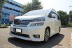 Dijual cepat mobil Toyota Vellfire Z Audio Less 2011 Putih, DKI Jakarta 9