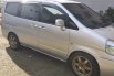 Jawa Barat, Nissan Serena Highway Star 2009 kondisi terawat 3