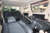 Dijual Toyota Alphard 2.5 NA 2012 Hitam, DKI Jakarta 4