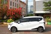 Dijual Mobil Bekas Toyota Sienta V 2017 di DKI Jakarta 2