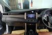 Jual Mobil Bekas Toyota Kijang Innova 2.0 G Reborn 2017 di Kalimantan Timur 3