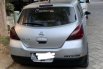 Jual Mobil Bekas Nissan Latio 1.8 CBU 2009 di Jawa Timur 9