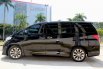 Dijual Mobil Bekas Toyota Alphard S 2010 Hitam di DKI Jakarta 5