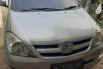 Jual Mobil Toyota Kijang Innova 2.0 G Matic 2008 Silver, DKI Jakarta 4