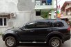 Dijual Mobil Mitsubishi Pajero Sport Exceed 2010 Abu-abu di Bekasi 5