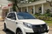 Jual Mobil Daihatsu Terios R 2017 di Tangerang 4