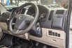 Jual Mobil Daihatsu Luxio X 2015 di Jawa Barat  4