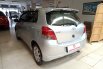 Dijual Toyota Yaris E AT 2010 Silver Metalik Km Rendah Murah di Jawa Barat 1