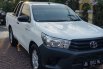Jual Toyota Hilux Revold 2017 Diesel di Sumatra Barat 6