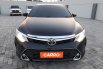 Toyota Camry 2.5 V AT 2017 Hitam 8