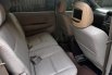 Toyota Avanza S 1.5 MT 2011 Akhir 3