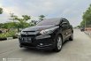 HR-V S A/T 2015, Black, istimewa seperti baru 7