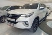 Toyota New Fortuner 2.4 VRZ AT 2017 Putih Km Rendah Murah 8