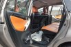 Jual Toyota Kijang Innova V 2016 harga murah di Riau 9