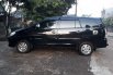 Jual Toyota Kijang Innova V Luxury 2010 harga murah di Jawa Barat 8