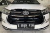 Mobil Toyota Venturer 2017 terbaik di DKI Jakarta 1