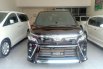 Toyota Voxy 2.0 AT Termurah  2