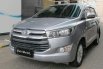 Toyota Kijang Innova V  1