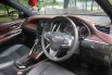 Toyota Harrier 2.0 NA 2014 Putih 9