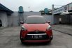 Jual mobil Toyota Sienta V AT 2016 2