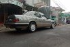 Mercedes-Benz 220E 2.2 Manual 1993 di Banten 5