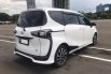 Toyota Sienta Q 2018 Putih 4