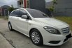 On Sale Mercedes Benz B200 1.6 Urban thn 2013 Putih AT Triptonic 2