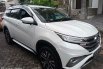 Jual mobil Daihatsu Terios X Deluxe 2018 di Bali 2