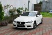 BMW 3 Series 330i M- Sport 2016 Putih 1