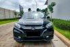 Honda HR-V E CVT 2017 Hitam 2