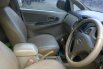 Toyota Kijang Innova 2.0 Tipe G Tahun 2006 Akhir Silver Metalik 6