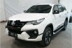 Jual mobil bekas murah Toyota Fortuner TRD 2017 di Jawa Timur 11