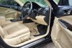Jual Toyota Camry V 2016 harga murah di DKI Jakarta 5