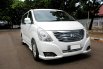 Hyundai H-1 Elegance 2014 Putih 3