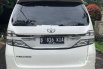 DKI Jakarta, Toyota Vellfire Z 2013 kondisi terawat 6