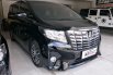 Mobil Toyota Alphard 2017 G dijual, Jawa Timur 2
