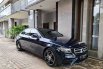 Mercedes Benz E-Class E 300 AMG Hijau Metalik Tahun 2017 1