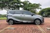 Mobil Toyota Sienta 2017 V terbaik di DKI Jakarta 6