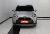 Toyota Sienta 1.5 V MT 2016 Silver 2