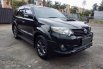 Toyota Fortuner 2014 Hitam 3