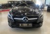 Mercedes-Benz CLA 200 2016 Hitam 2