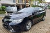 Mobil Toyota Camry 2017 V dijual, Jawa Barat 6
