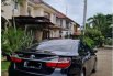 Mobil Toyota Camry 2017 V dijual, Jawa Barat 5