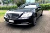 Mercedes-Benz S-Class S 300 L 2008 Hitam 1