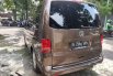 Jawa Barat, Volkswagen Caravelle TDI 2012 kondisi terawat 4